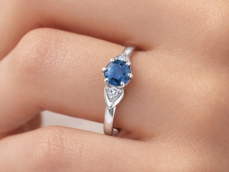 Pierścionek z szafirem i brylantem - bjg1043sz_br - 3