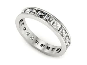 Obrączka białe złoto z diamentami