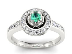 Złoty pierścionek ze szmaragdem i brylantami - P15232bsm