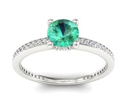 Złoty pierścionek ze szmaragdem i brylantami - P15263bsm