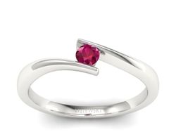 Złoty pierścionek z rubinem białe złoto - P15302br