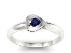 Złoty pierścionek z białego złota z szafirem - p16179bsz