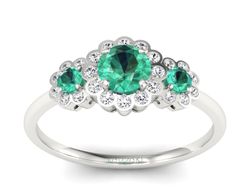 Złoty pierścionek ze szmaragdem i brylantami - p16196bsm