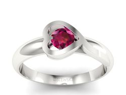 Złoty pierścionek z rubinem białe złoto - p16198br